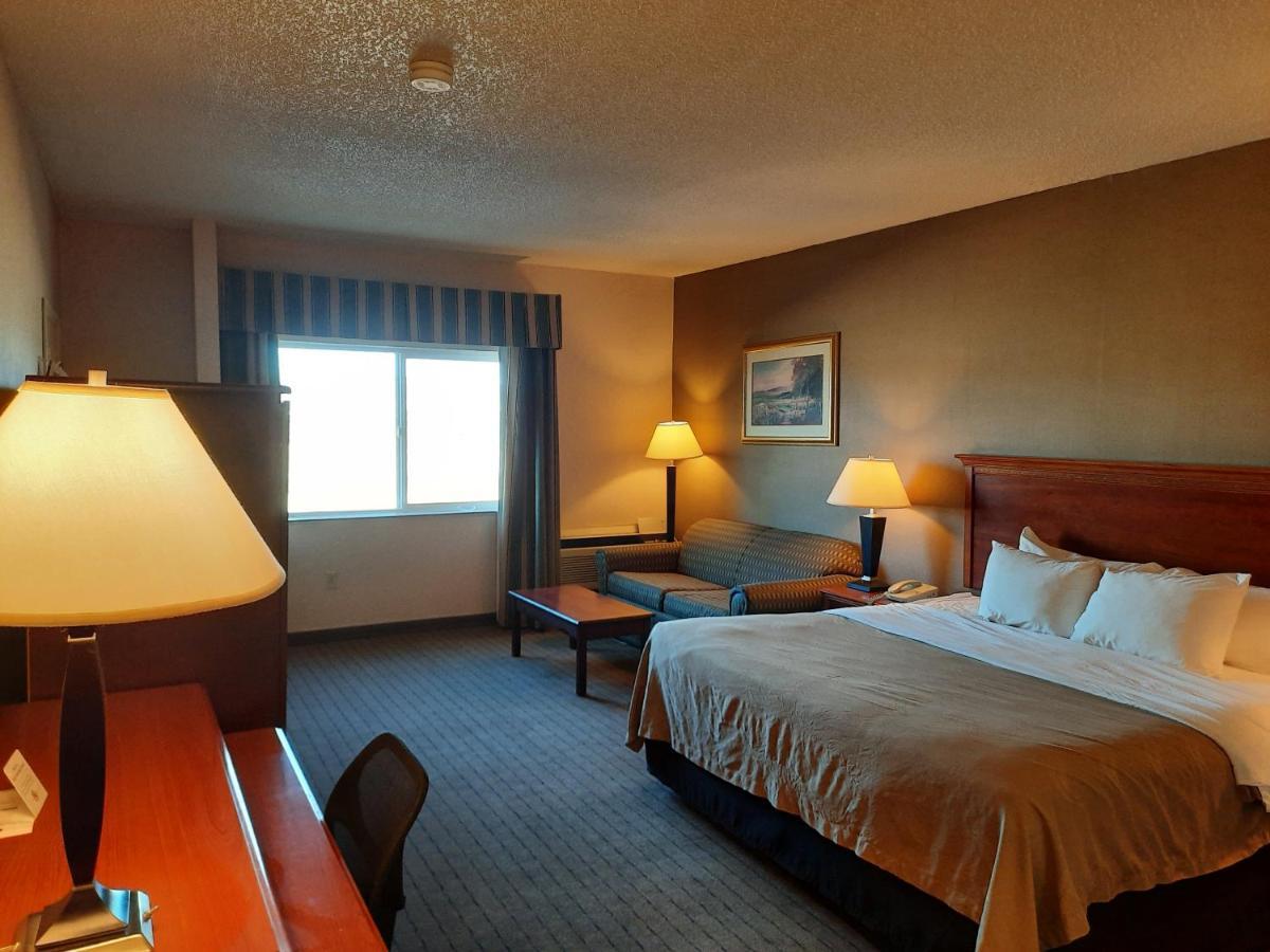 Quality Inn & Suites Grants - I-40 Exteriör bild