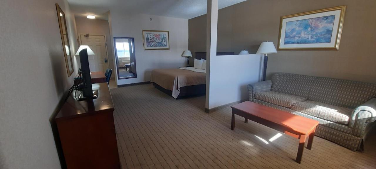 Quality Inn & Suites Grants - I-40 Exteriör bild