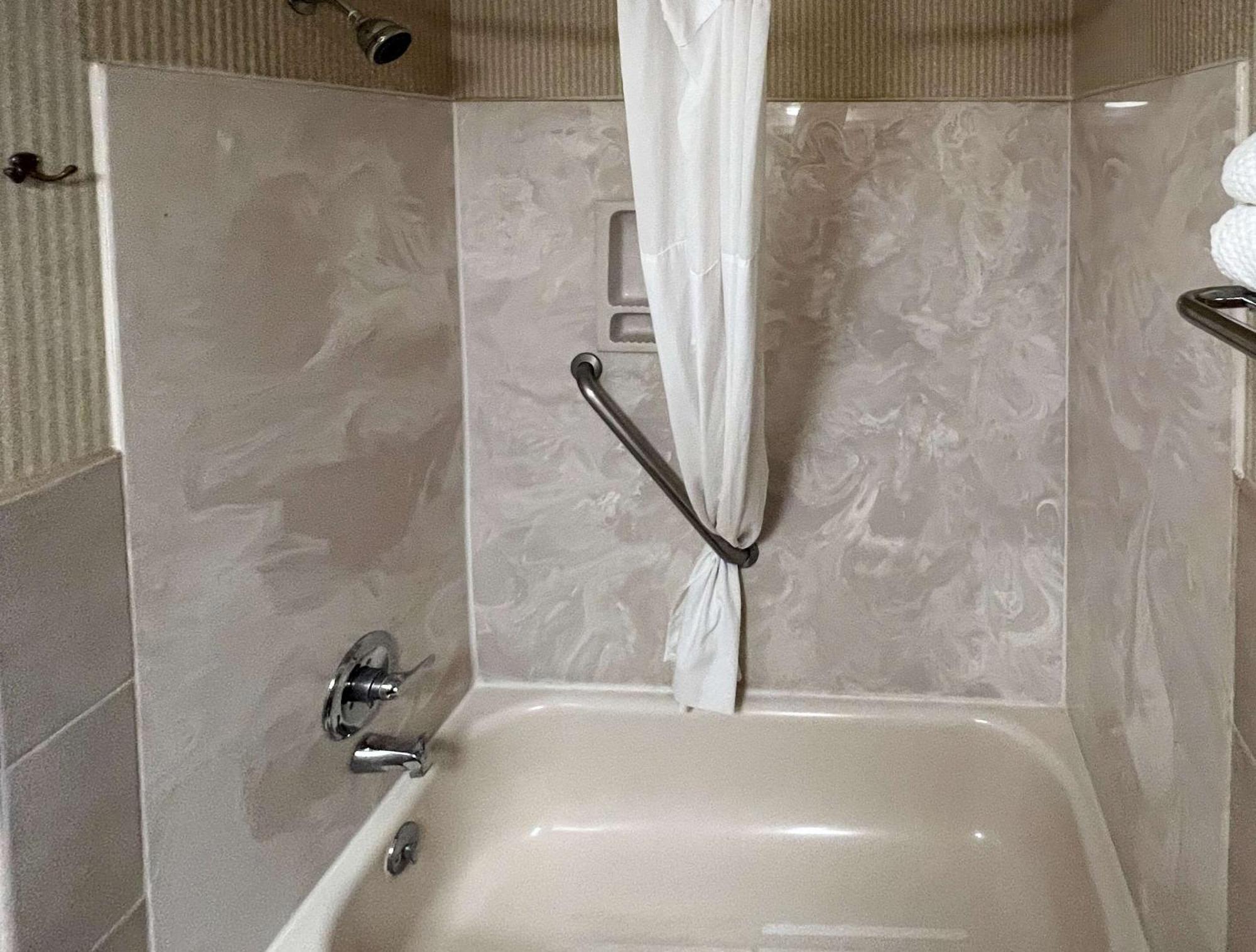 Quality Inn & Suites Grants - I-40 Exteriör bild