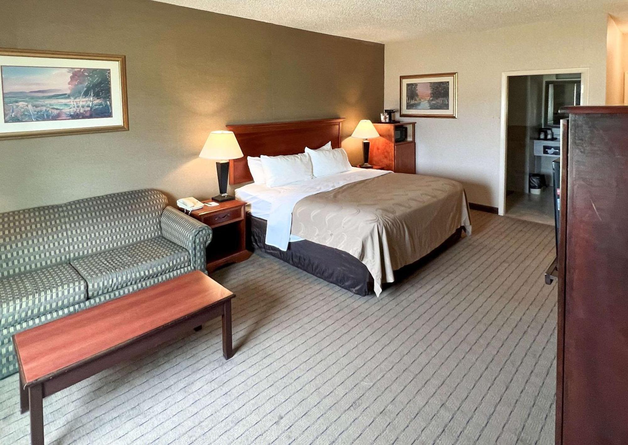 Quality Inn & Suites Grants - I-40 Exteriör bild