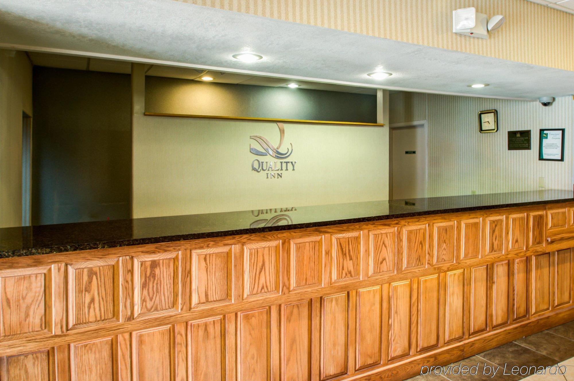 Quality Inn & Suites Grants - I-40 Exteriör bild