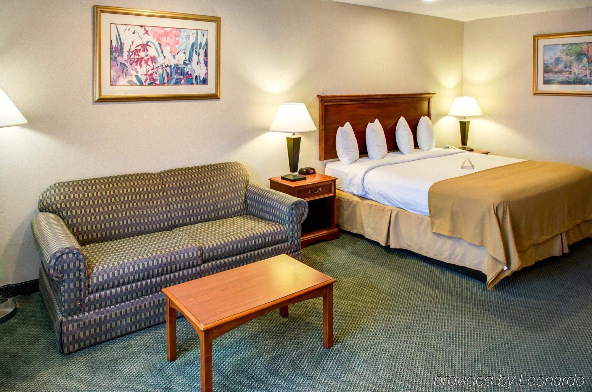 Quality Inn & Suites Grants - I-40 Exteriör bild
